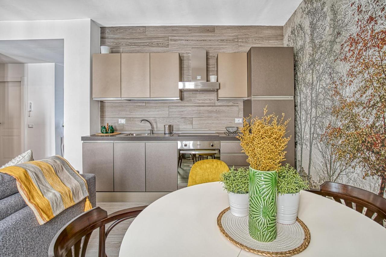 Casa Checca Appartamenti Per Vacanze Caprarola Exterior foto