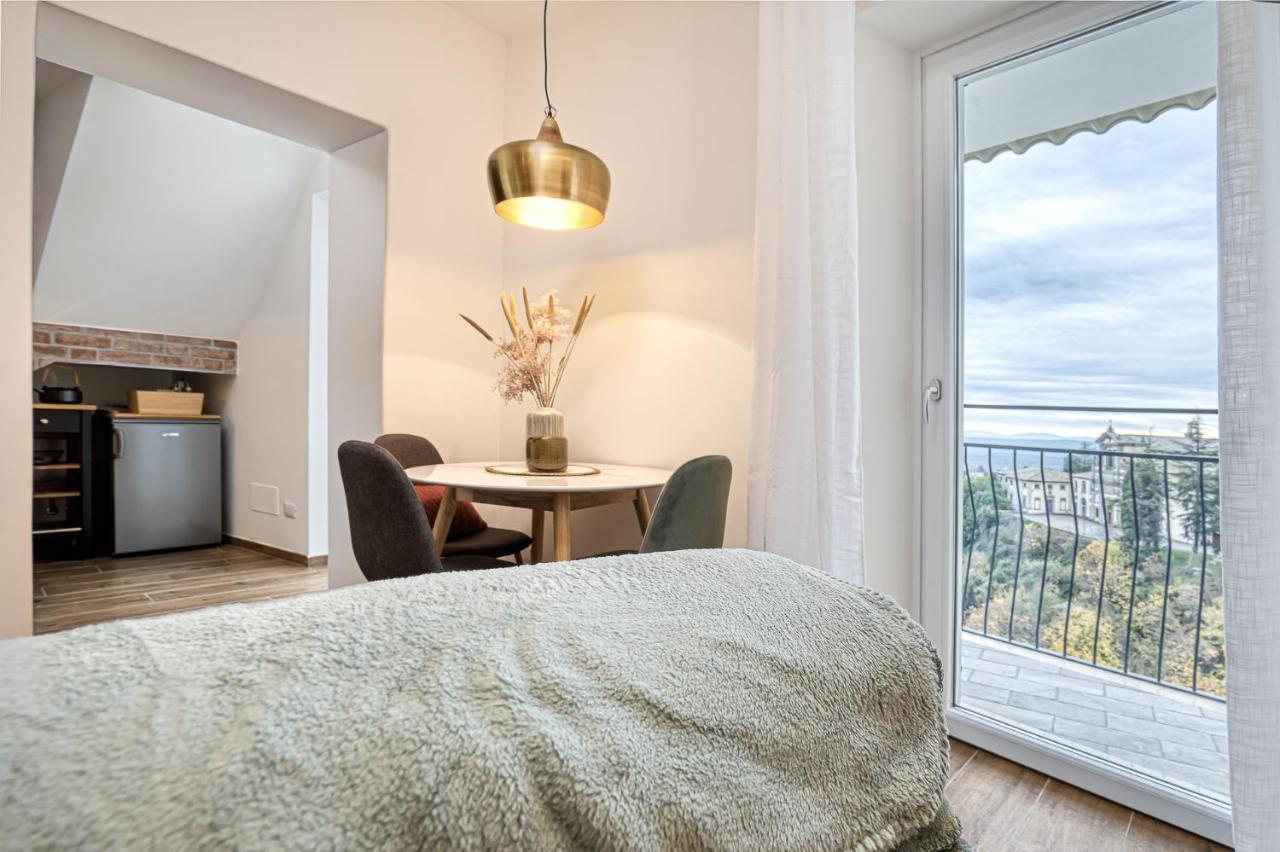 Casa Checca Appartamenti Per Vacanze Caprarola Exterior foto
